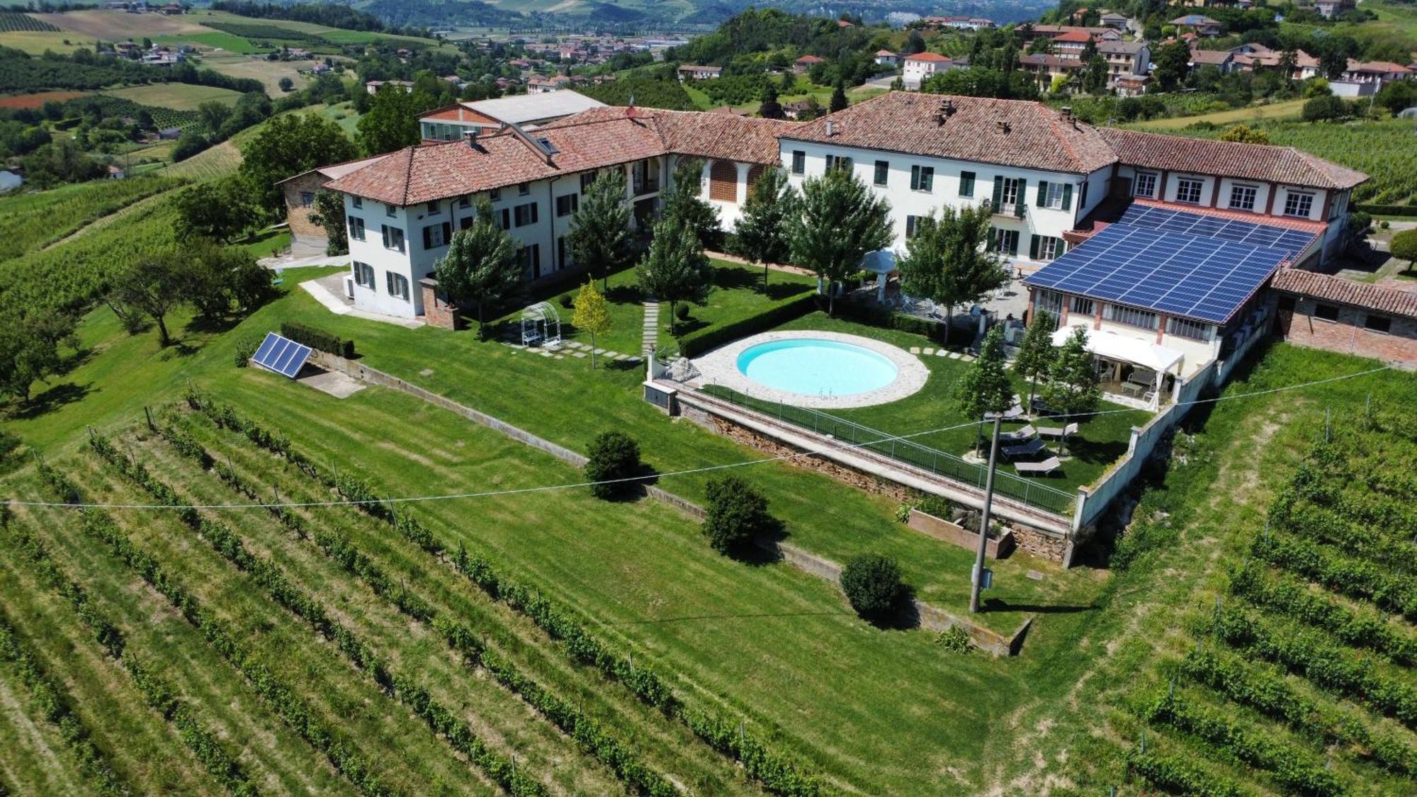 קוסטיליולה ד'אסטי Agriturismo Podere La Piazza מראה חיצוני תמונה