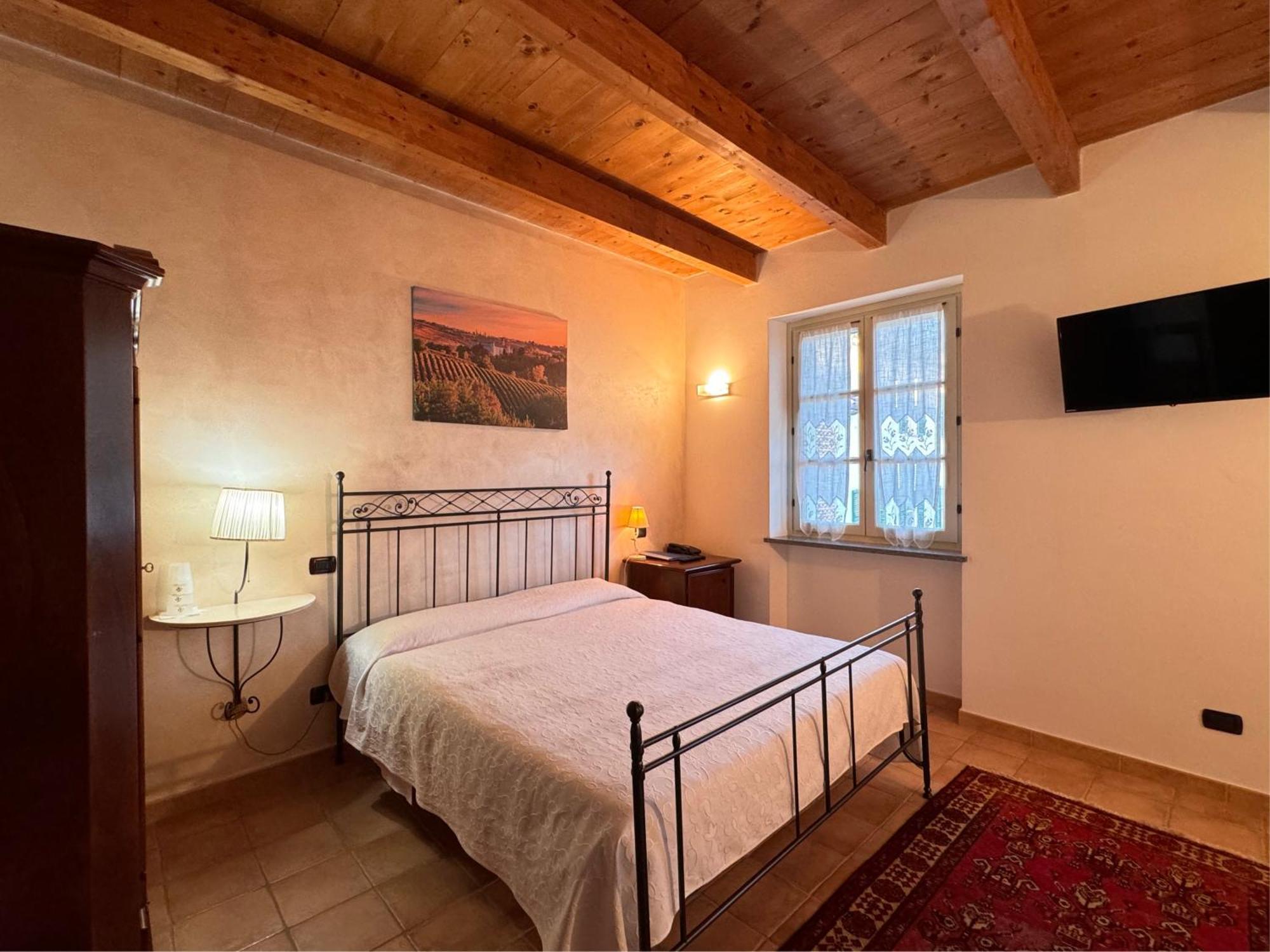 קוסטיליולה ד'אסטי Agriturismo Podere La Piazza מראה חיצוני תמונה