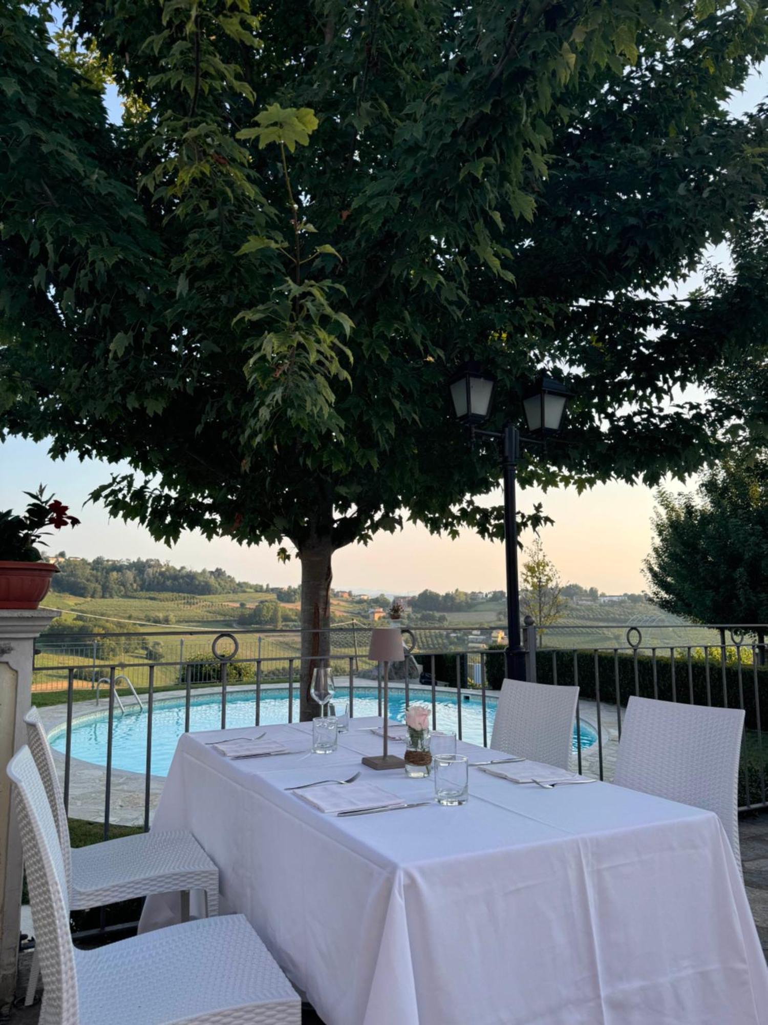 קוסטיליולה ד'אסטי Agriturismo Podere La Piazza מראה חיצוני תמונה