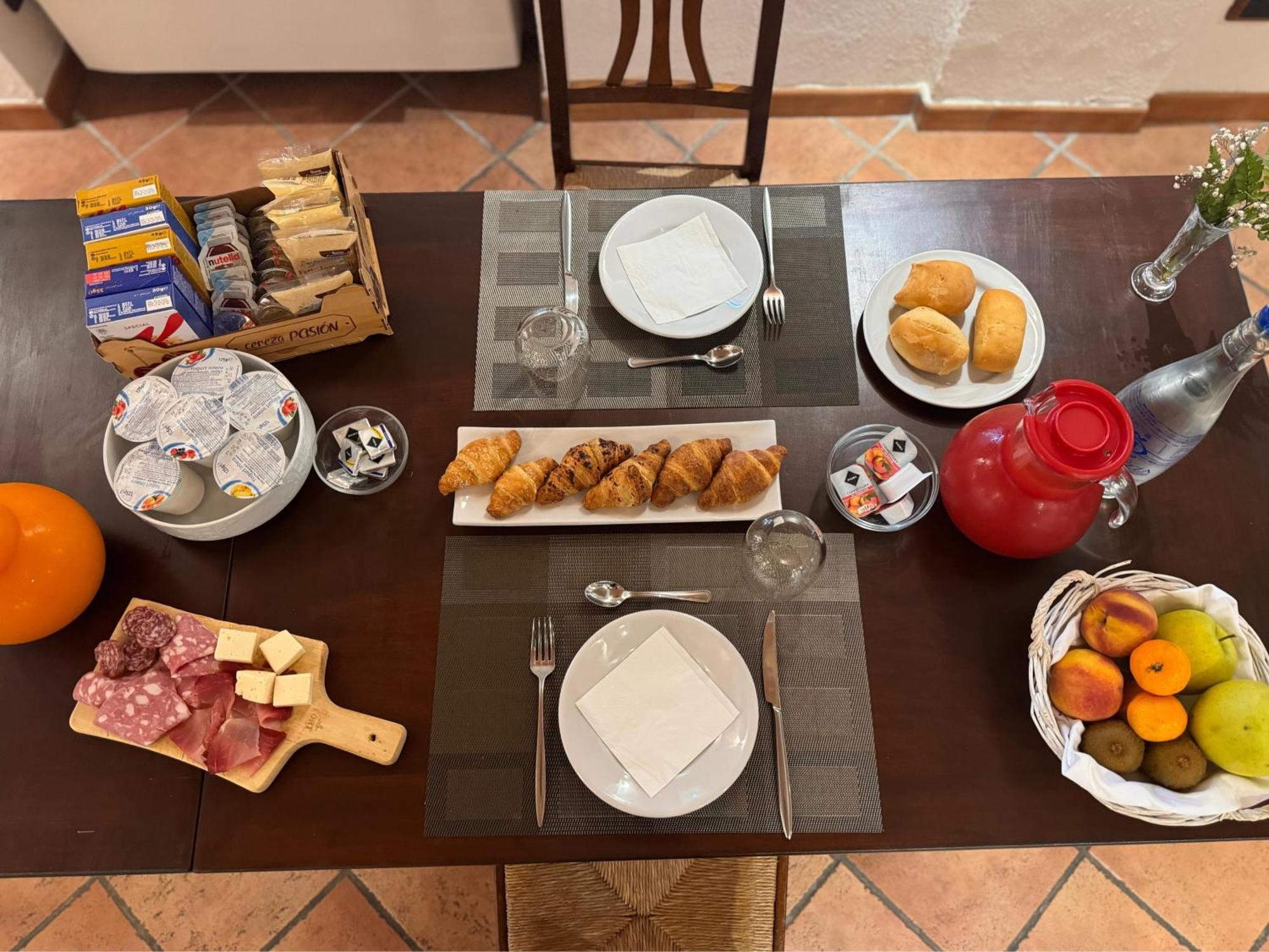 קוסטיליולה ד'אסטי Agriturismo Podere La Piazza מראה חיצוני תמונה